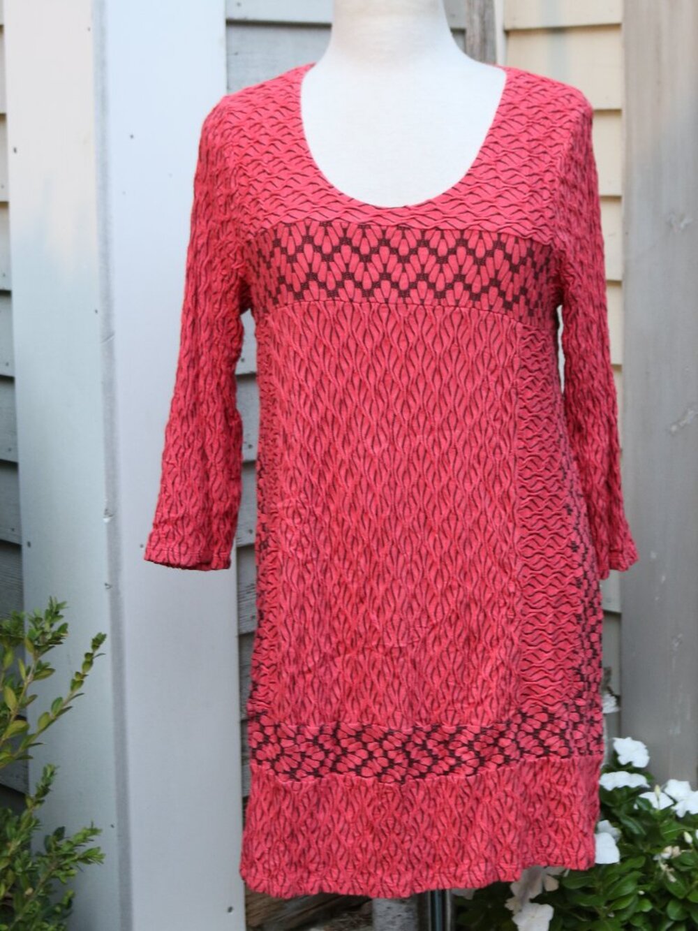 Habitat Coral & Black Stretch Puckered Textured Scoop Neck Tunic Sz LARGE